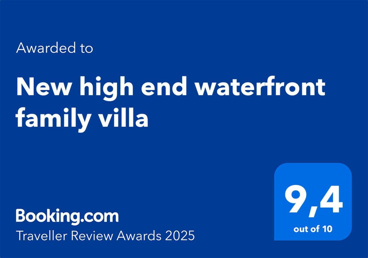 New High End Waterfront Family Villa スタフォーレン エクステリア 写真